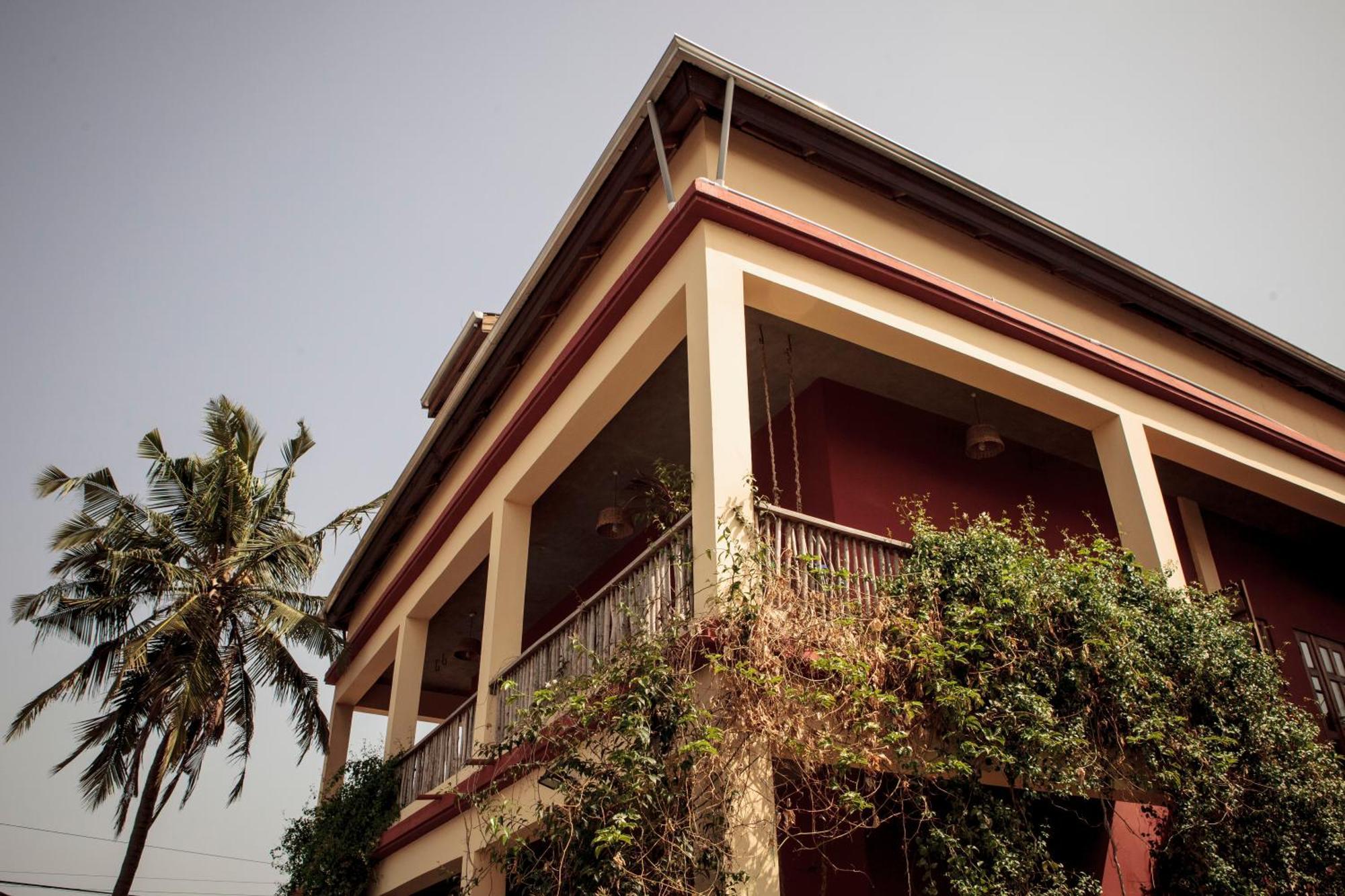 Somewhere Nice Accra Exterior photo