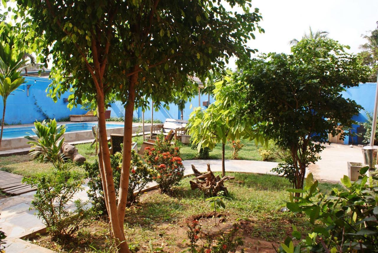 Somewhere Nice Accra Exterior photo